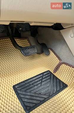 Внедорожник / Кроссовер Toyota Fortuner 2008 в 