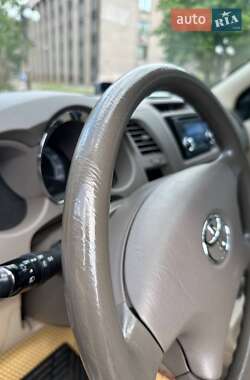 Внедорожник / Кроссовер Toyota Fortuner 2008 в 