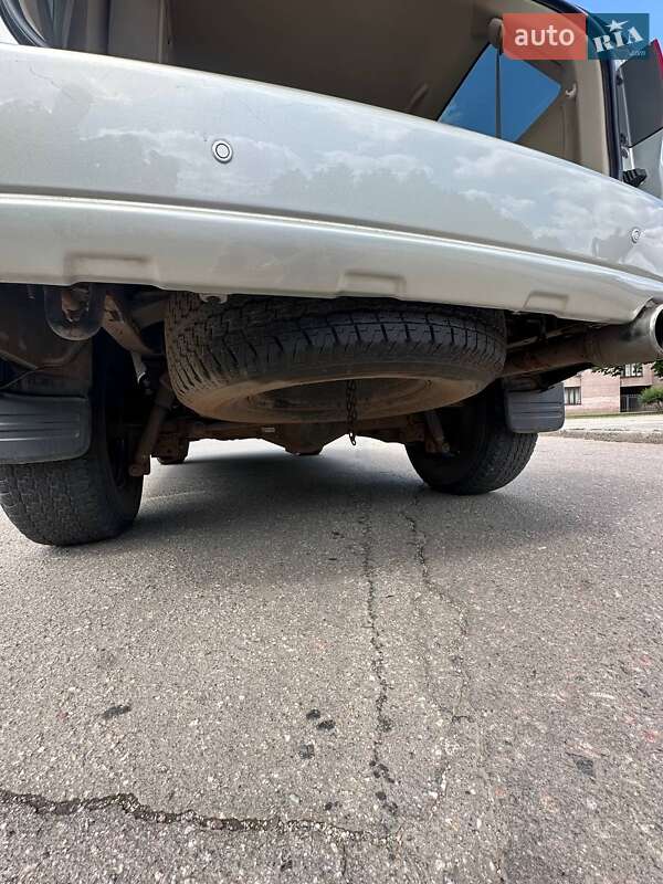 Позашляховик / Кросовер Toyota Fortuner 2008 в Кривому Розі