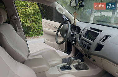 Позашляховик / Кросовер Toyota Fortuner 2008 в 