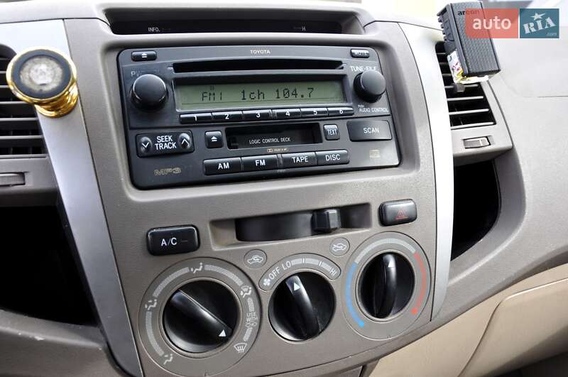 Внедорожник / Кроссовер Toyota Fortuner 2006 в Львове