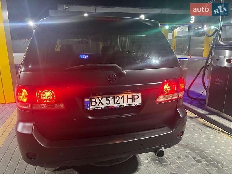 Позашляховик / Кросовер Toyota Fortuner 2008 в Харкові