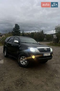 Позашляховик / Кросовер Toyota Fortuner 2006 в Рахові