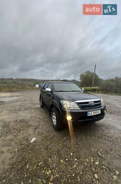Позашляховик / Кросовер Toyota Fortuner 2006 в Рахові