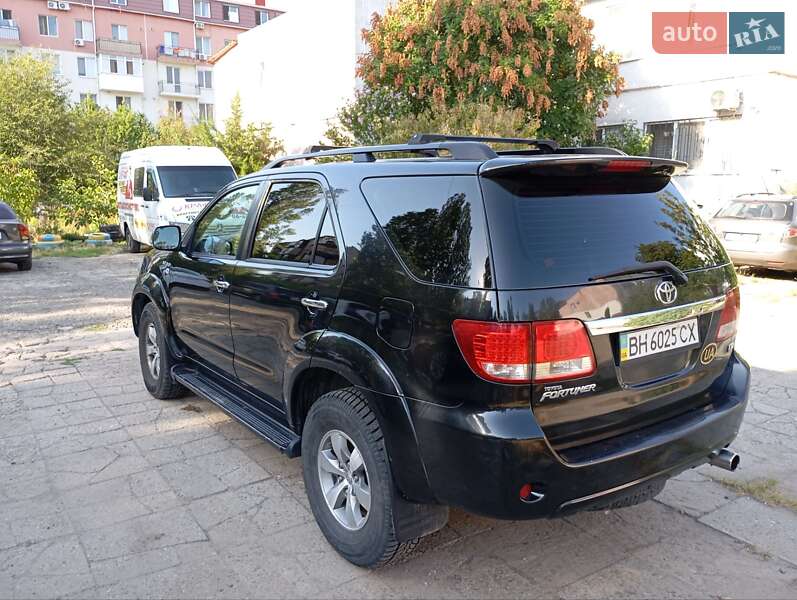 Внедорожник / Кроссовер Toyota Fortuner 2006 в Одессе