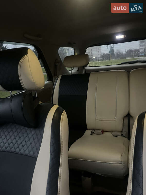 Внедорожник / Кроссовер Toyota Fortuner 2006 в Львове фото 17 Внедорожник / Кроссовер Toyota Fortuner 2006 в Львове