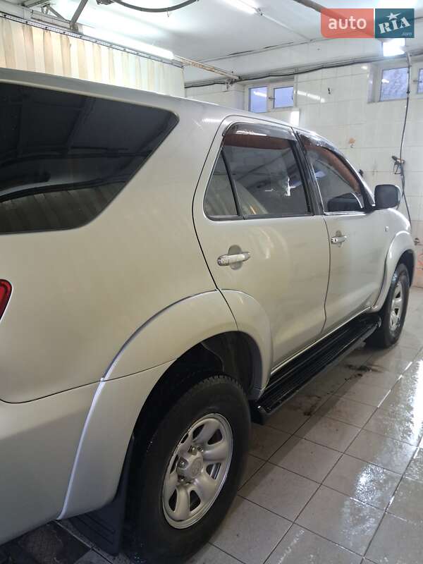 Позашляховик / Кросовер Toyota Fortuner 2007 в Одесі фото 5 Позашляховик / Кросовер Toyota Fortuner 2007 в Одесі