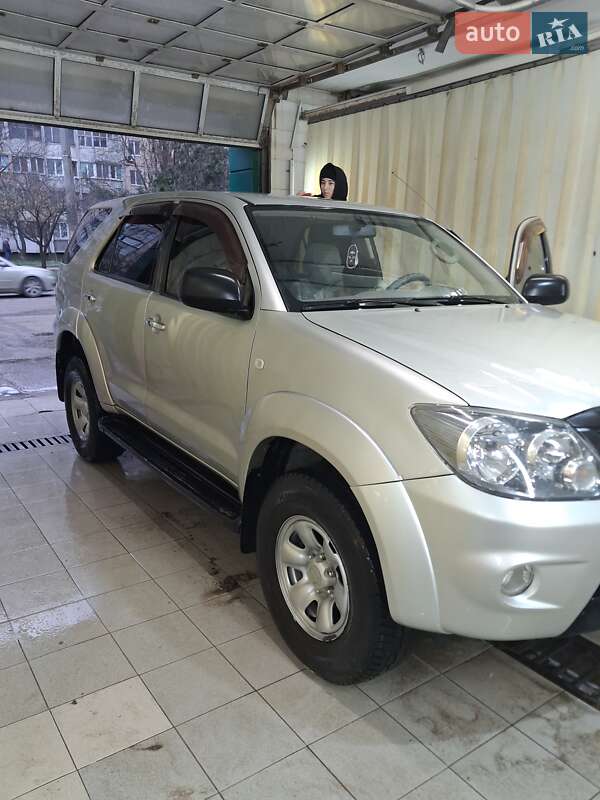 Позашляховик / Кросовер Toyota Fortuner 2007 в Одесі фото 8 Позашляховик / Кросовер Toyota Fortuner 2007 в Одесі