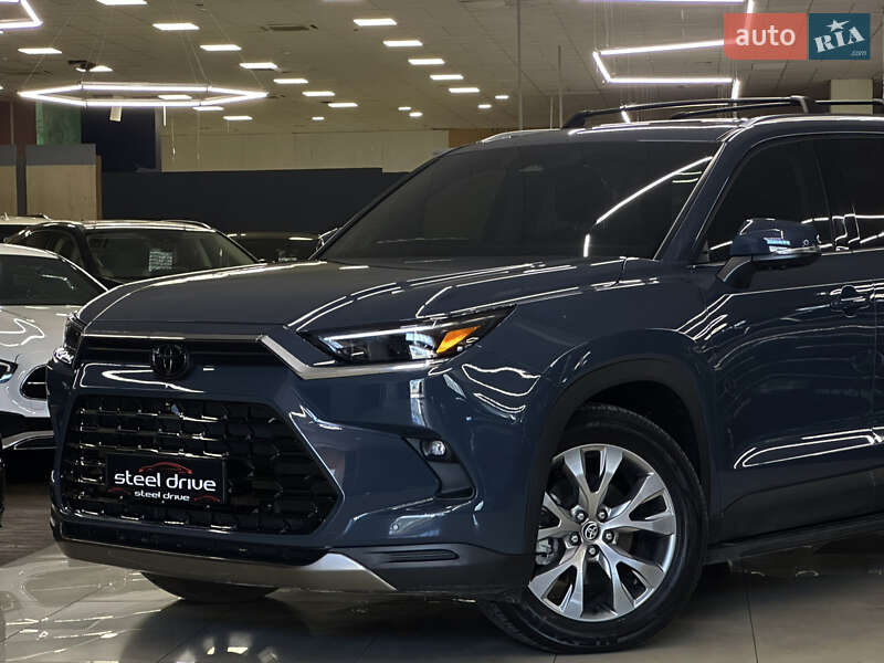 Позашляховик / Кросовер Toyota Grand Highlander 2024 в Миколаєві
