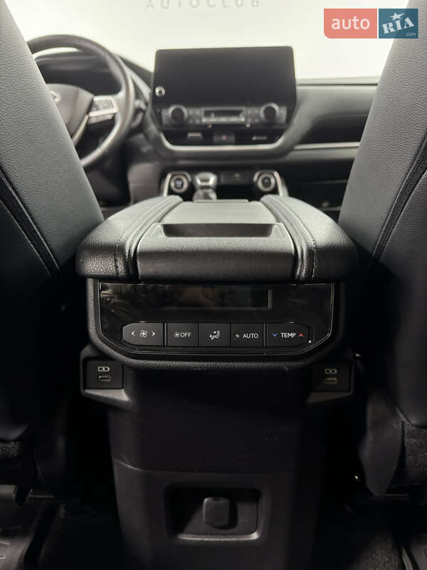 Внедорожник / Кроссовер Toyota Grand Highlander 2023 в Одессе фото 38 Внедорожник / Кроссовер Toyota Grand Highlander 2023 в Одессе