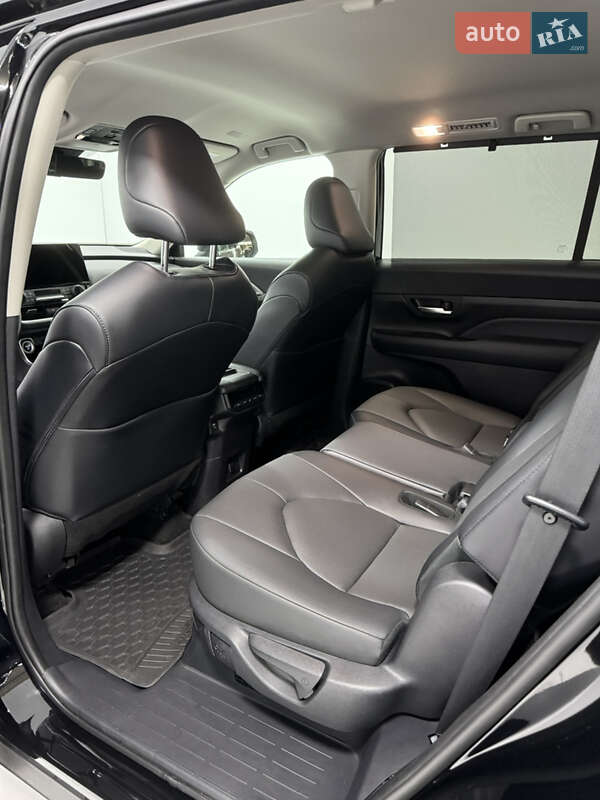 Внедорожник / Кроссовер Toyota Grand Highlander 2023 в Одессе фото 42 Внедорожник / Кроссовер Toyota Grand Highlander 2023 в Одессе