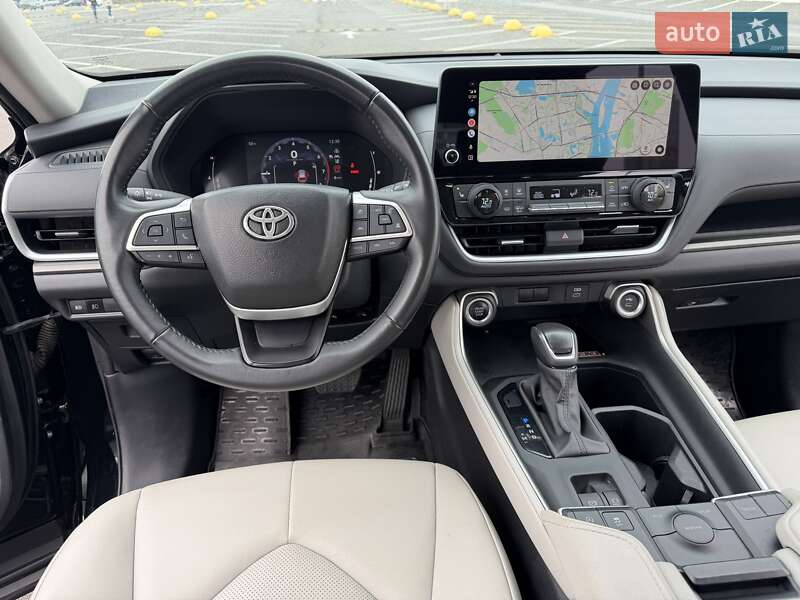 Внедорожник / Кроссовер Toyota Grand Highlander 2023 в Киеве
