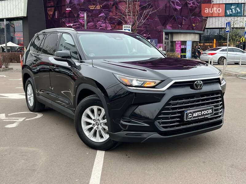 Toyota Grand Highlander 2023