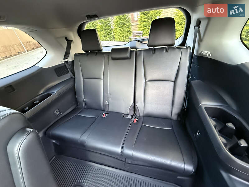 Внедорожник / Кроссовер Toyota Grand Highlander 2024 в Одессе