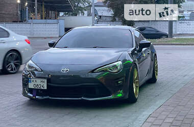 Купе Toyota GT 86 2015 в Киеве