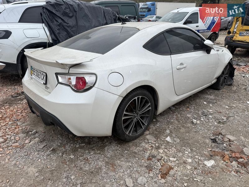 Toyota GT 86 2012