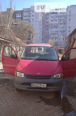 Легковой фургон (до 1,5 т) Toyota Hiace груз. 2000 в Одессе