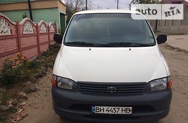 Минивэн Toyota Hiace 2002 в Одессе