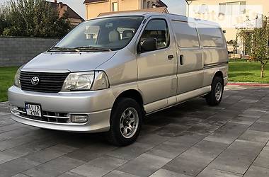 Грузовой фургон Toyota Hiace 2007 в Киеве