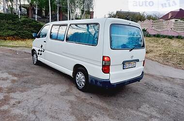 Минивэн Toyota Hiace 1997 в Никополе