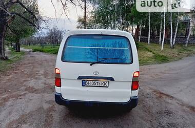 Мінівен Toyota Hiace 1997 в Нікополі