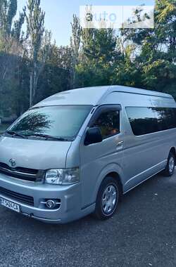 Toyota Hiace 2008