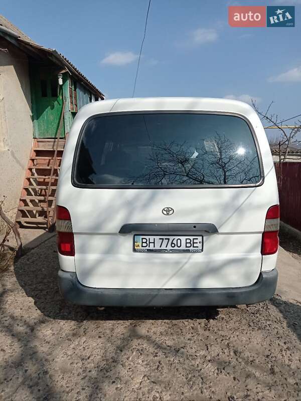 Мікровен Toyota Hiace 2000 в Болграді