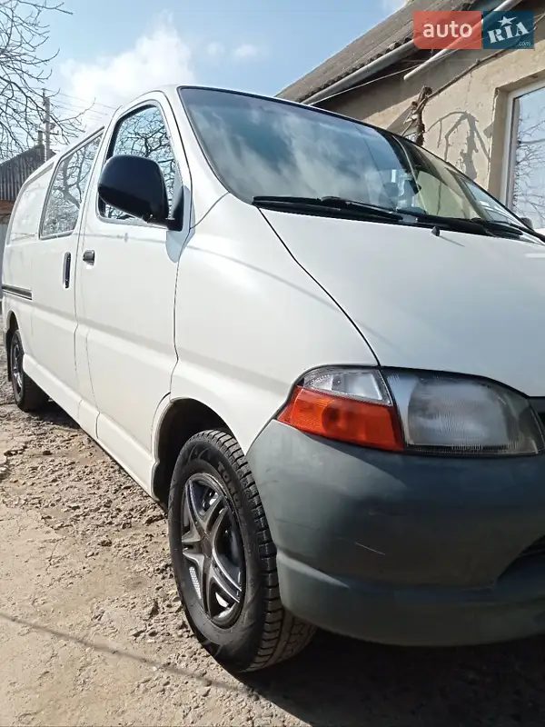 Toyota Hiace