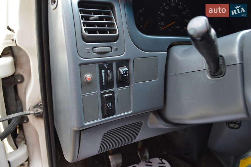 Мінівен Toyota Hiace 1998 в Львові