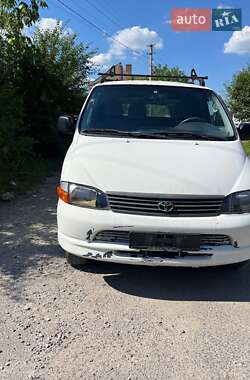 Внедорожник / Кроссовер Toyota Hiace 2006 в Тернополе