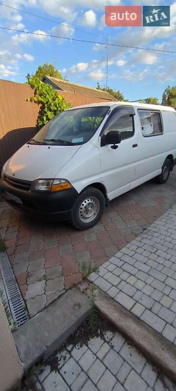 Toyota Hiace 1999