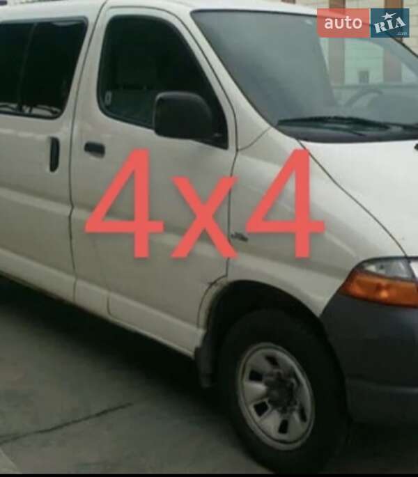 Универсал Toyota Hiace 2003 в 