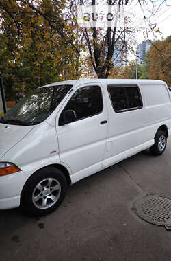 Мінівен Toyota Hiace 2006 в Одесі