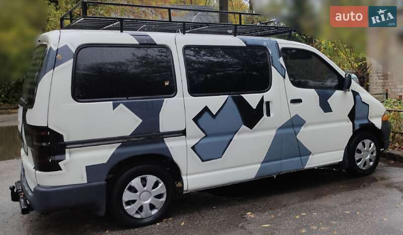 Мінівен Toyota Hiace 1997 в Одесі