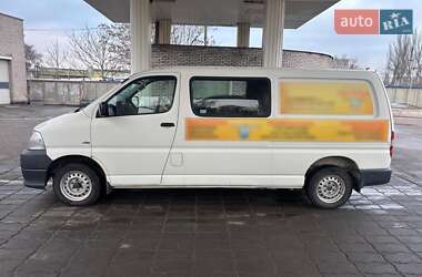 Грузовой фургон Toyota Hiace 2007 в Запорожье