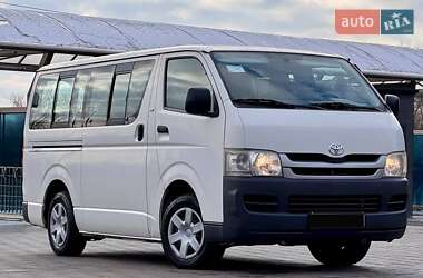 Минивэн Toyota Hiace 2008 в Запорожье