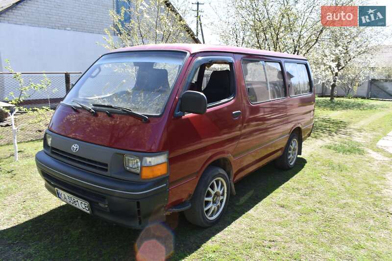 Универсал Toyota Hiace 1995 в 
