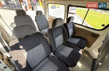Мінівен Toyota Hiace 1996 в 