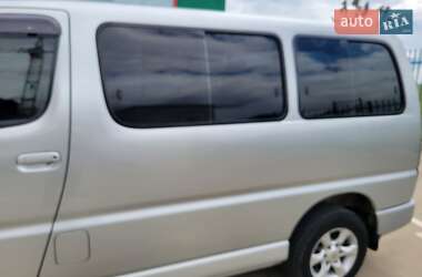 Микровэн Toyota Hiace 2008 в 