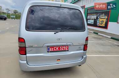 Микровэн Toyota Hiace 2008 в 