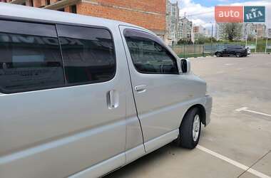 Микровэн Toyota Hiace 2008 в 