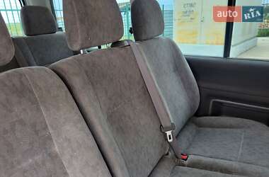 Микровэн Toyota Hiace 2008 в 