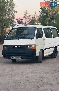Микровэн Toyota Hiace 1992 в Днепре