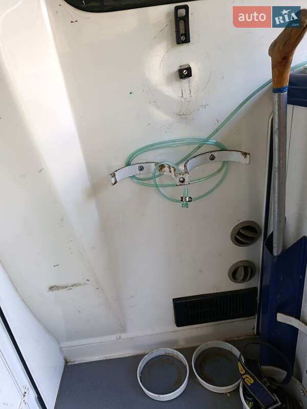 Мікровен Toyota Hiace 2006 в Полтаві