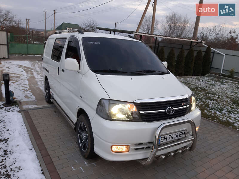 Toyota Hiace 2009 Toyota Hiace 2009