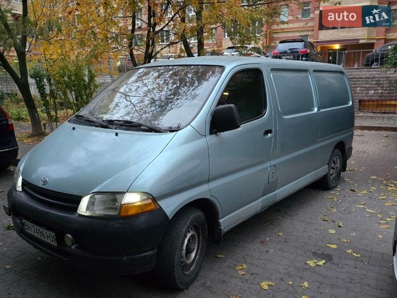 Toyota Hiace 1999