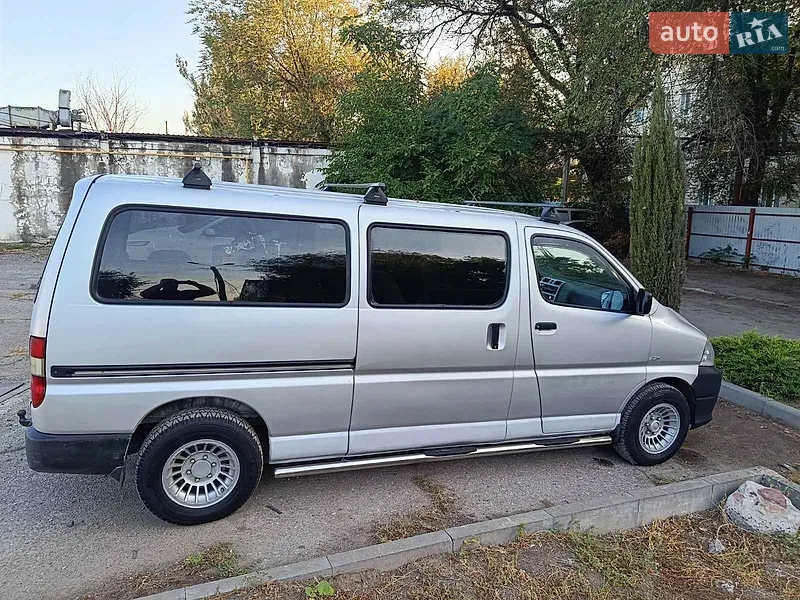 Toyota Hiace