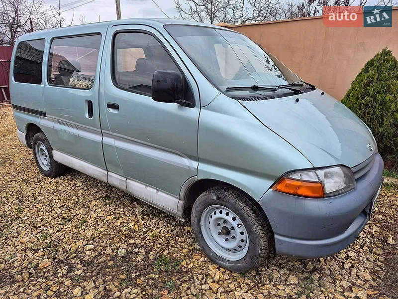 Toyota Hiace