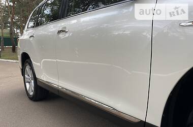 Позашляховик / Кросовер Toyota Highlander 2014 в 