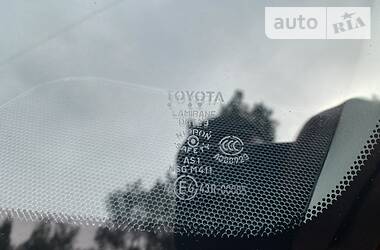 Позашляховик / Кросовер Toyota Highlander 2014 в 